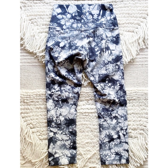 LULULEMON gray / white tie dye Wunder Under Luxtreme crop high-rise leggings 4 - Picture 1 of 11
